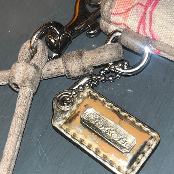 Vintage Coach Poppy Collection Colorful Watercolor Wristlet Bag EUC - Picture 7 of 10